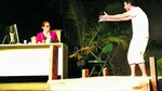Entre la poesía y el teatro