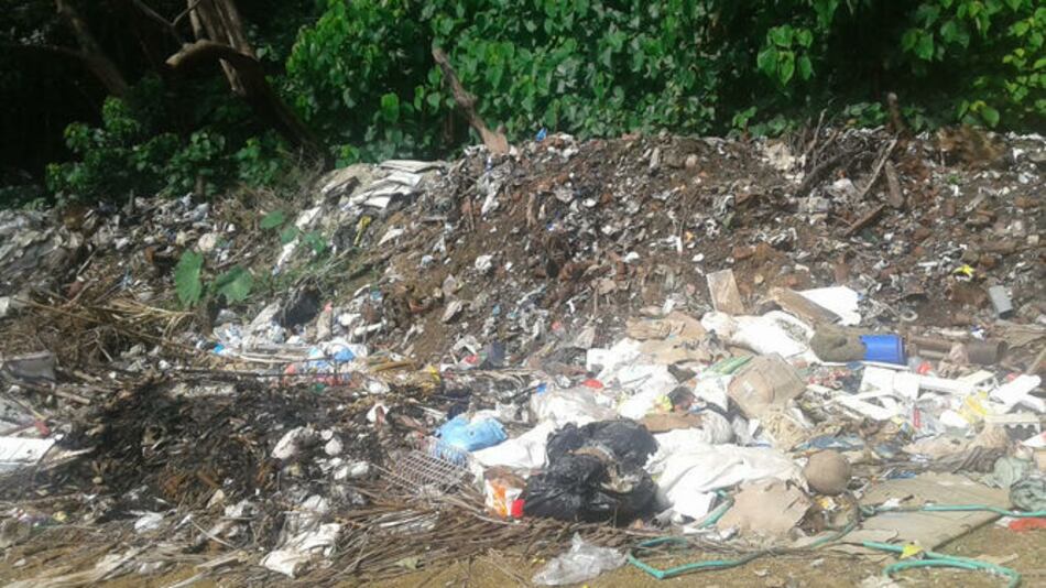 Clausuran vertedero de Las Minas, en Herrera