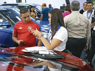 Deuda de clientes en bancos locales aumentó 5.4%