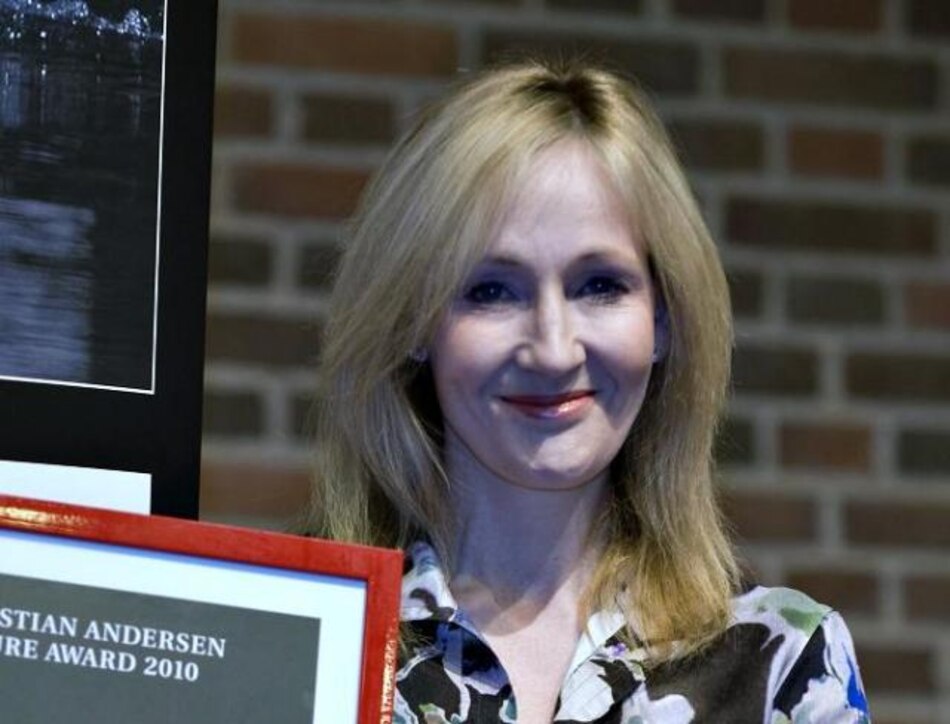 J. K. Rowling demanda a un diario británico por difamación