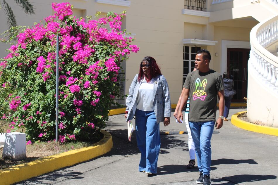 Imputan cargos a mujer que hizo pasar una muñeca como una bebé