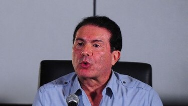 País por cárcel para el exministro Roberto Henríquez