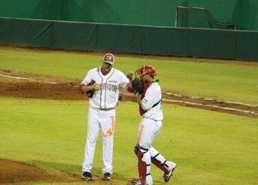 Chiriquí y Veraguas, únicos invictos en el béisbol mayor, se enfrentan hoy en el Kenny