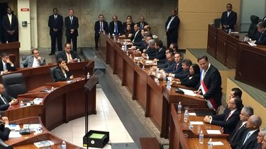 Varela anuncia reactivación de mega proyectos y llama al diálogo