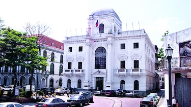 Concejales, de viaje a Miami y a Cuba