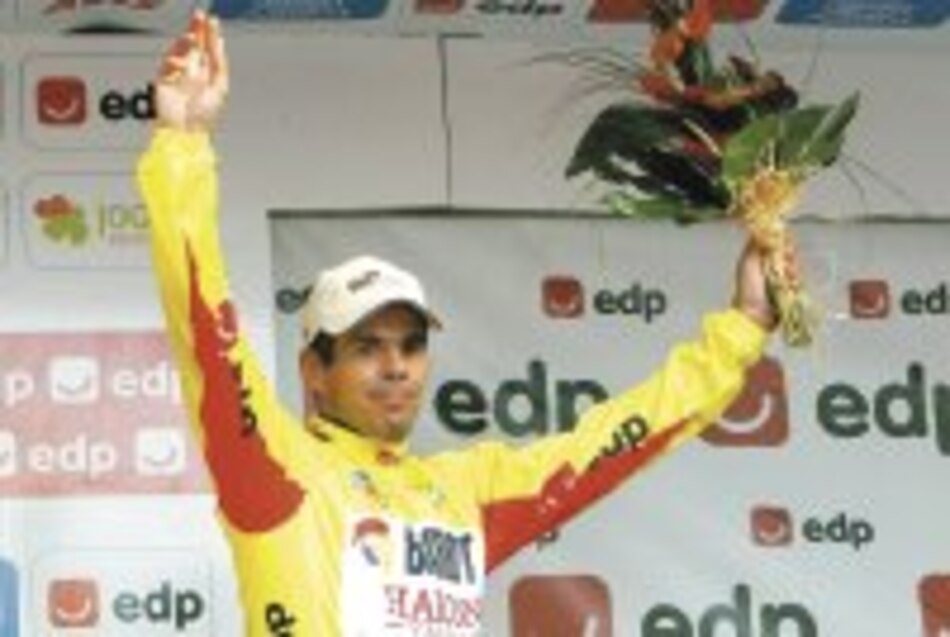 Vassilev gana en solitario