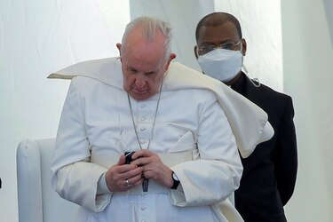 El papa Francisco, convaleciente, renuncia a celebrar una misa en San Pedro