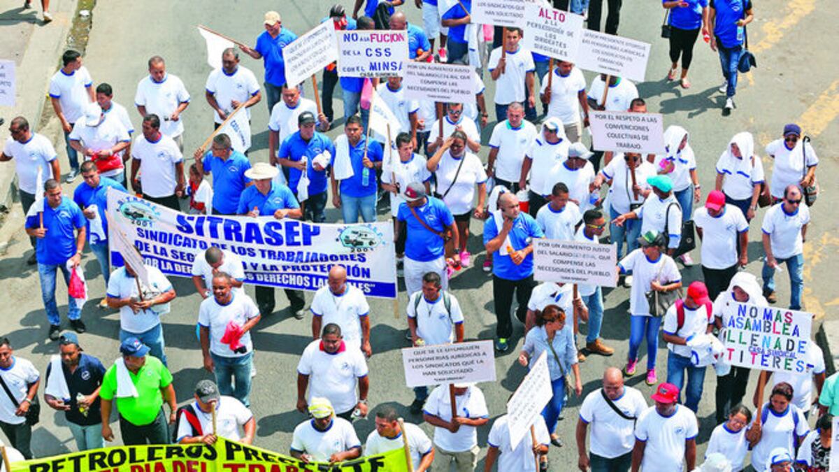 Diferentes agrupaciones de trabajadores celebraron ayer el Día del Trabajo.