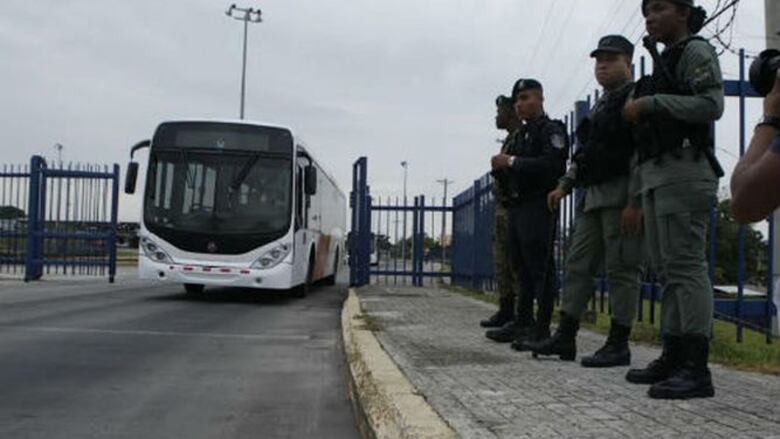 Operadores del Metro Bus aceptan arbitraje del Mitradel
