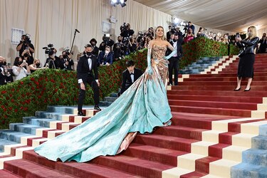 Nueva York lanza su gran desfile de celebridades en la Met Gala 2022