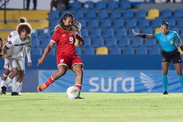 Panamá enfrentará a Canadá por el boleto al Mundial Brasil 2027