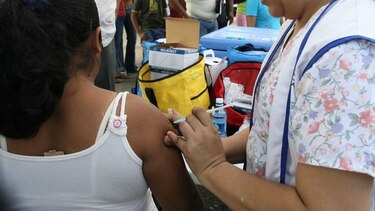 Minsa: Viajeros con destino a Brasil deberán vacunarse contra la fiebre amarilla