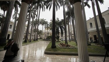 Corte revisará sentencias contra Parlamento venezolano