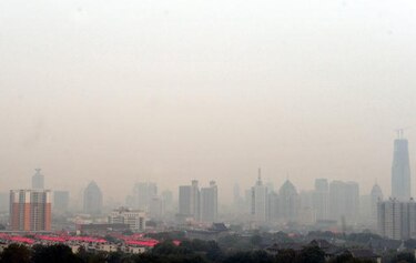 Mayor parte del norte de China envuelta en niebla tóxica