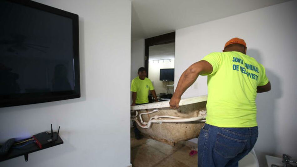 Comienza demolición de modificaciones efectuadas en el 'penthouse' del PH Crystal