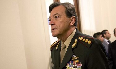 Exjefe del ejército argentino detenido por secuestro y tortura