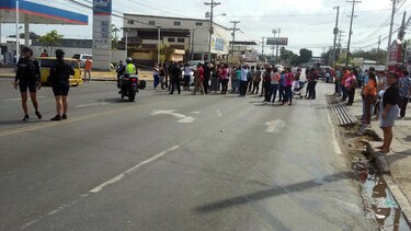 Protestan acudientes de la escuela Ernesto T. Lefevre; exigen respuestas al Meduca