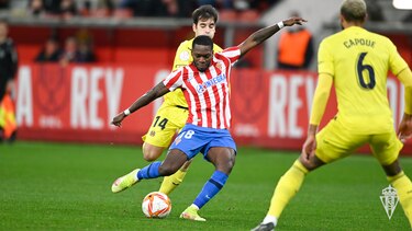 El Sporting Gijón del panameño José Luis Rodríguez avanza en la Copa del Rey