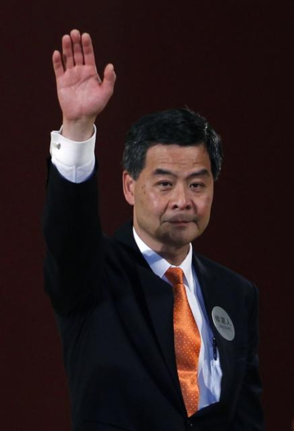 Nuevo gobierno de Hong Kong no seguirá modelo económico chino, dice Leung