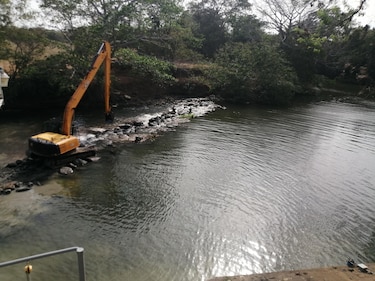 Disminuye el nivel del río La Villa