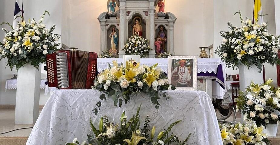 Ocú despide al "Romántico del Acordeón": Dagoberto "Yin" Carrizo regresa a su tierra
