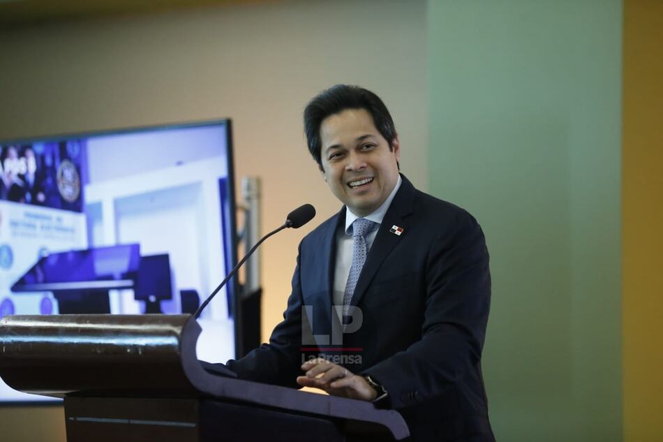 Cerca de 40 mil usuarios ya usan la factura electrónica en Panamá