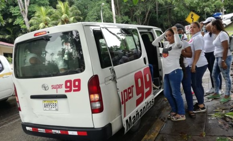 Seguidores de Martinelli le manifiestan su apoyo