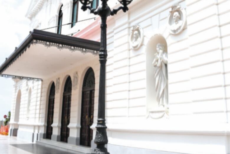 Mantenimiento, el gran desafío del Teatro Nacional