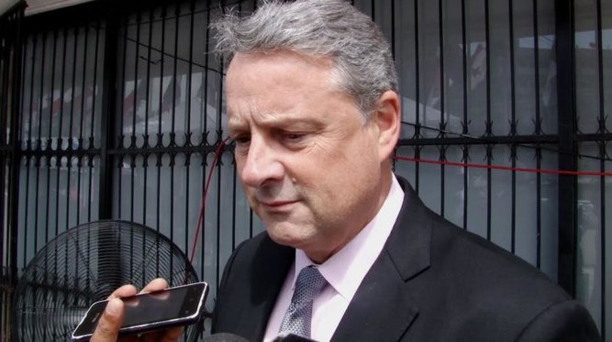 Feeley sobre Gese: 'Si el capitán no cede el timón, no tengo nada que decir'
