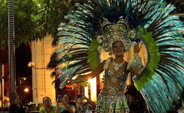 Regresaron las noches culturales al Casco Antiguo