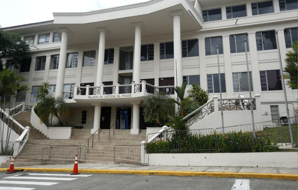 Piden frenar póliza de $15 millones al Órgano Judicial y redirigir fondos al sistema de salud pública