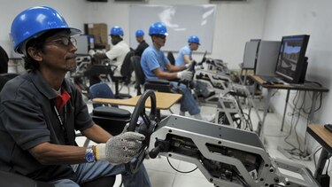 Póliza de vida para los instructores del Inadeh