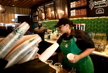 Prevén que Starbucks superará a McDonald’s como restaurante rey