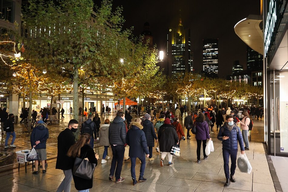 Alemania bate récord de muertes por el nuevo coronavirus y se vuelve a confinar