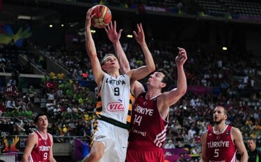 Baloncesto: Lituania, primera semifinalista del Mundial tras superar a Turquía