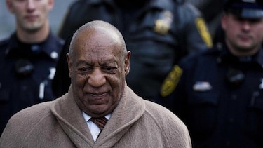 Fiscales quieren que 19 mujeres testifiquen contra Bill Cosby