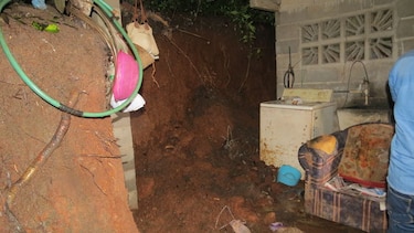 Inundaciones, derrumbes y caída de árboles por fuertes lluvias en Coclé