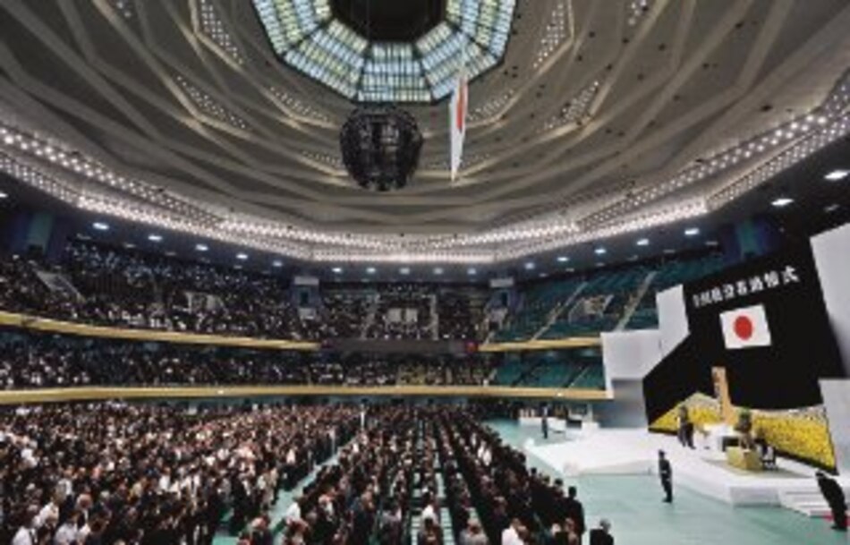 Recuerdan rendición de Japón en II Guerra