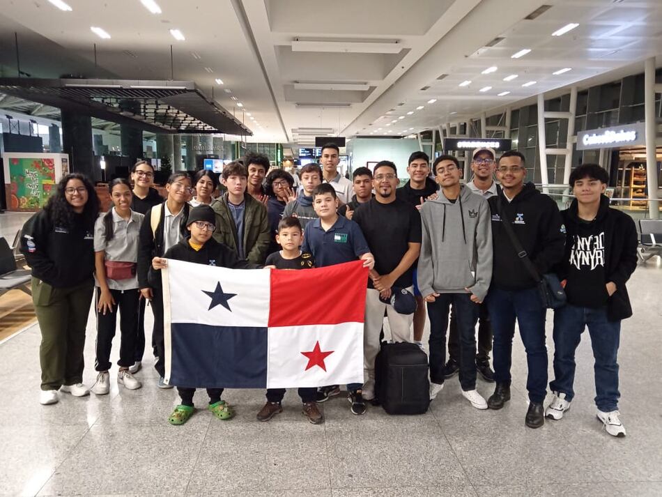 Delegación de Robótica de Panamá arribará al país en horas de la noche del domingo