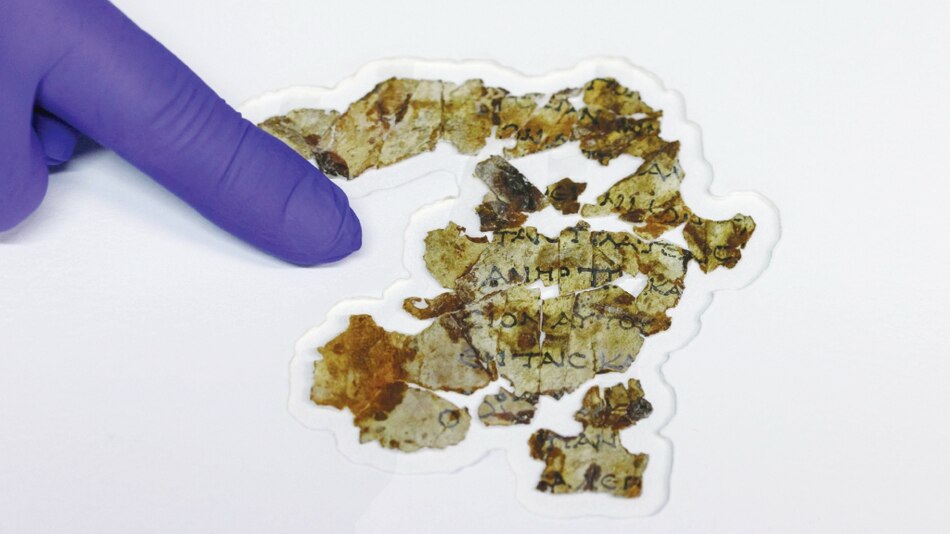 Desvelan manuscrito bíblico de hace 2 mil años