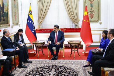 Enviado especial de Xi Jinping visita a Maduro en medio de tensiones con Estados Unidos