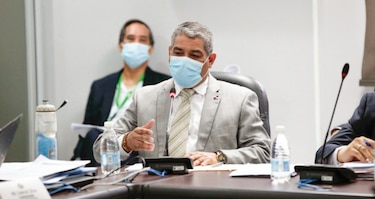 Ministro Sucre reitera que no se descarta un aumento de los casos de Covid-19, tras la reapertura económica