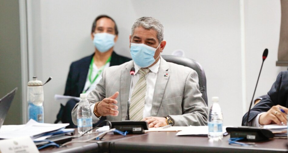 Ministro Sucre reitera que no se descarta un aumento de los casos de Covid-19, tras la reapertura económica