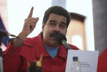 Maduro pendiente de los comicios presidenciales en Colombia