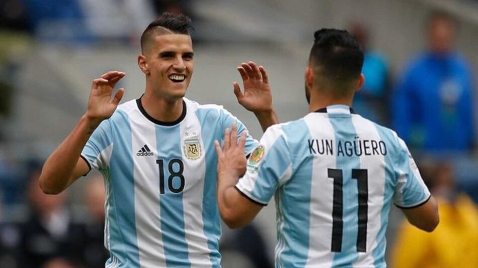 Argentina liquida a Bolivia, gana su grupo y va por Venezuela en cuartos