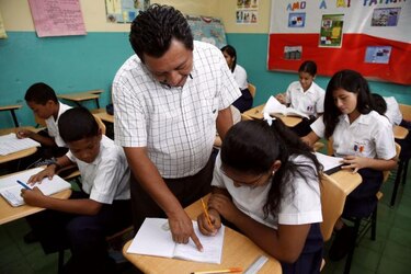 Rendirán homenaje a los maestros en su día