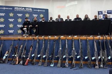 Las impactantes imágenes de las favelas de Río tras el megaoperativo policial contra Comando Vermelho que dejó más de 100 muertos