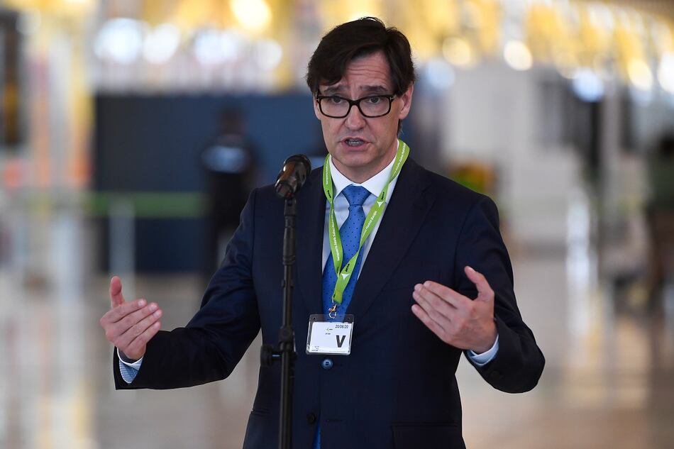 El gobierno español anuncia acuerdo para extender restricciones en Madrid para frenar contagios de la Covid-19