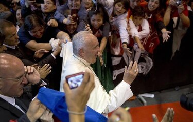 El papa Francisco dice que ha llegado la hora de un cambio de sistema