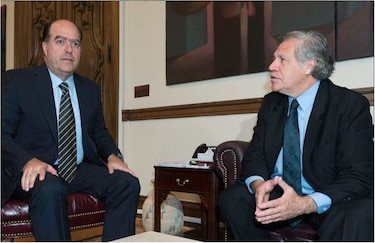 Presidente de la Asamblea Nacional de Venezuela se reúne con Almagro para detener salida de la OEA